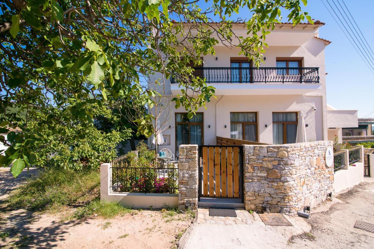 On The Rocks Aparthotel Theologos  Екстериор снимка